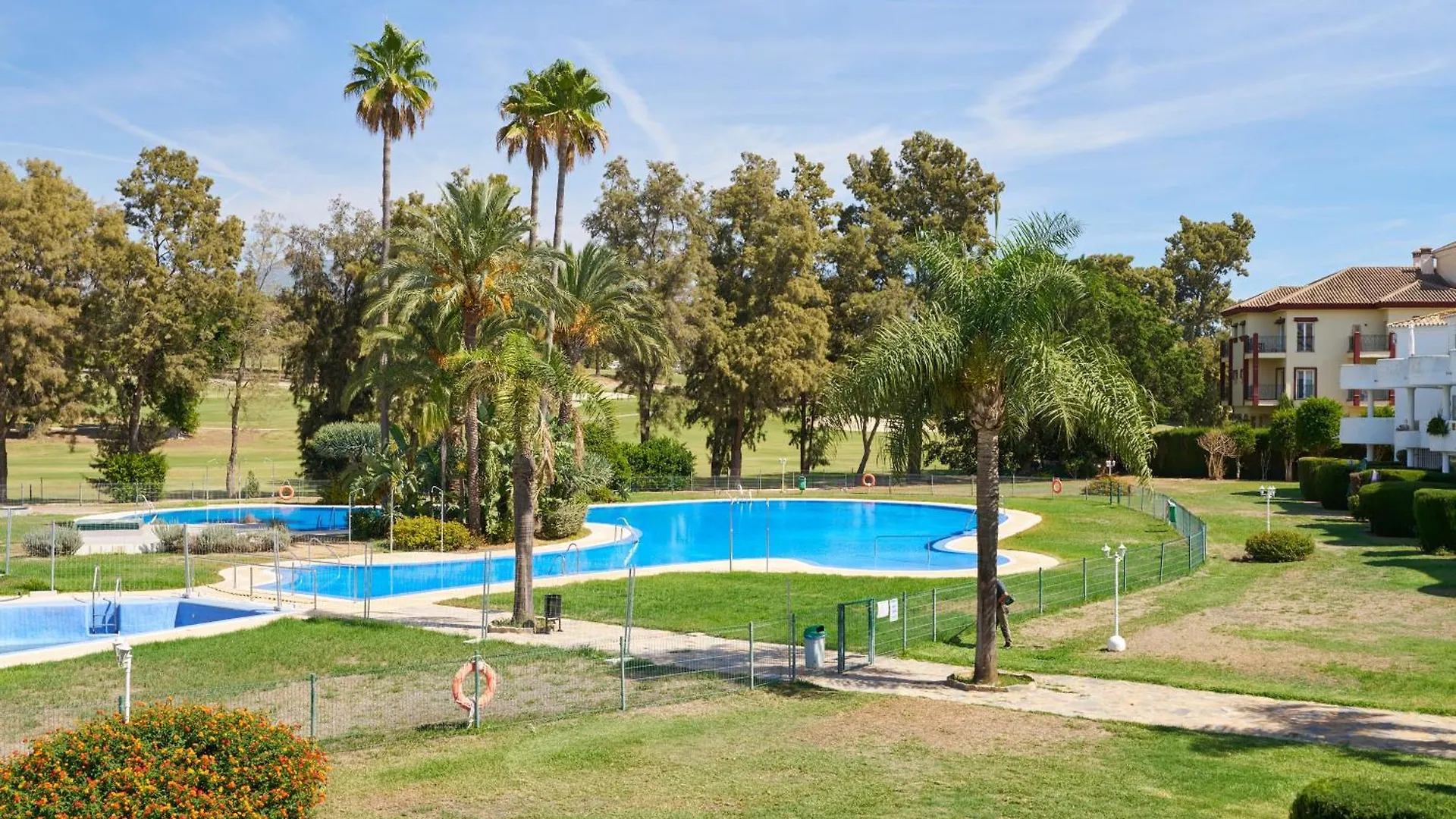Apartment For Golf In Mijas Fuengirola